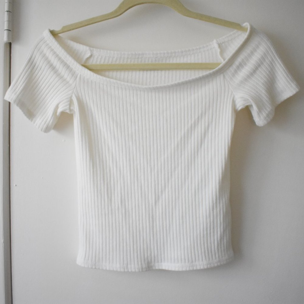 White Off the Shoulder Ribbed Short Sleeve Top